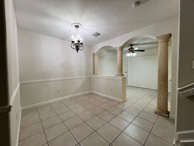 Building Photo - 6900 NW 174th Terrace