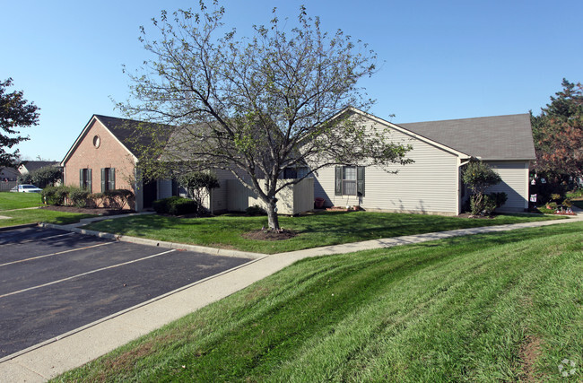 Building Photo - Greentree Village Apartments