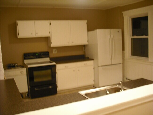 partial view of kitchen - 21 Memorial Dr