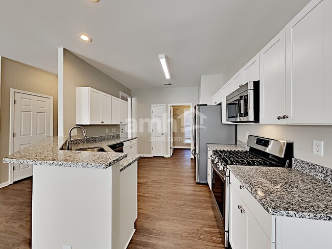 Foto del edificio - 222 Mott Rd