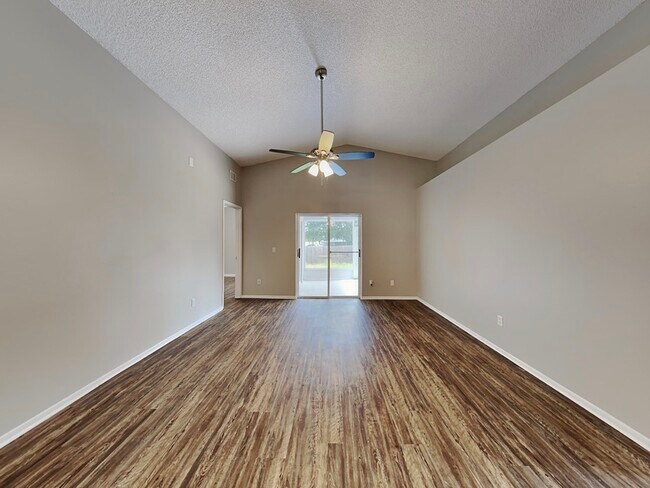 Foto del edificio - 1408 Sugarberry Ln