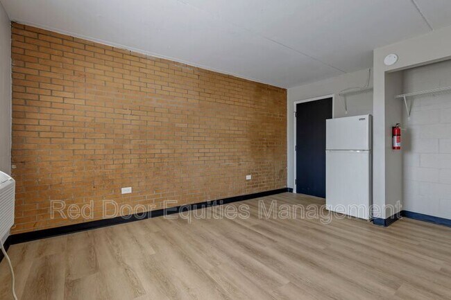Foto del edificio - 425 Mt Vernon Rd