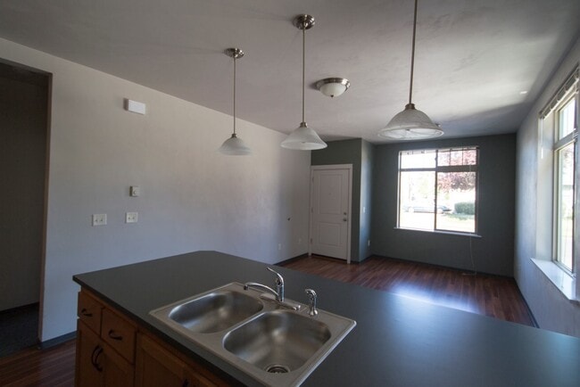 Photo - The Hood Apartment