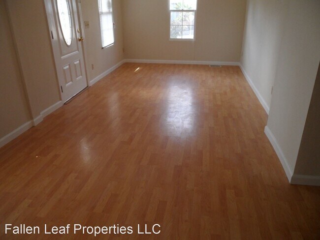 Building Photo - 3 br, 1.5 bath House - 3226 13th Ave.