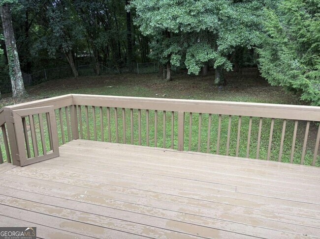 Foto del edificio - 5045 Bayberry Ct