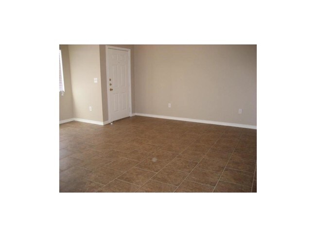 Building Photo - 729 Cain St