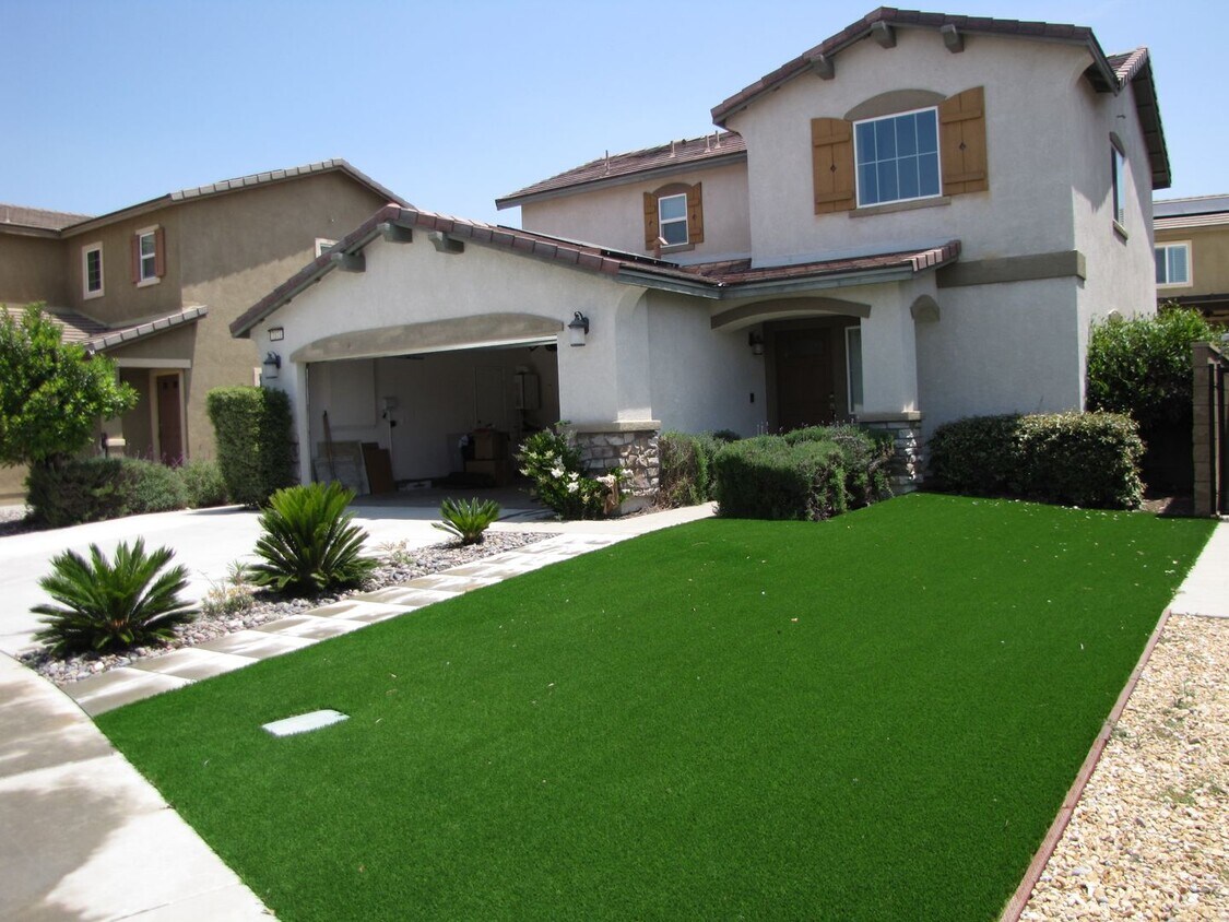 7373 Canal Ct, Fontana, CA 92336 House Rental in Fontana, CA