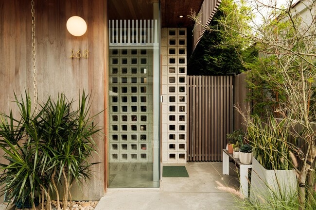 Photo - 260 31st St House