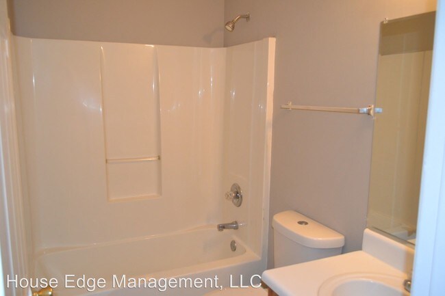 Building Photo - 1095 Gun Club Rd NW