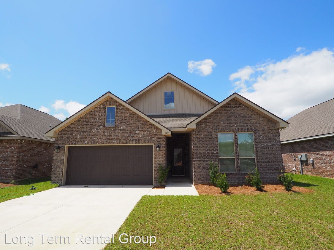 927 Gibson Ct, Foley, AL 36535 House Rental in Foley, AL