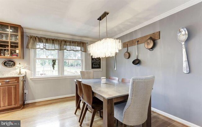 Foto del edificio - 9525 Whetstone Dr