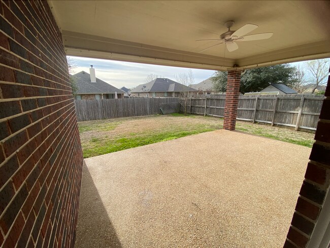 Building Photo - 806 Dove Landing Ave
