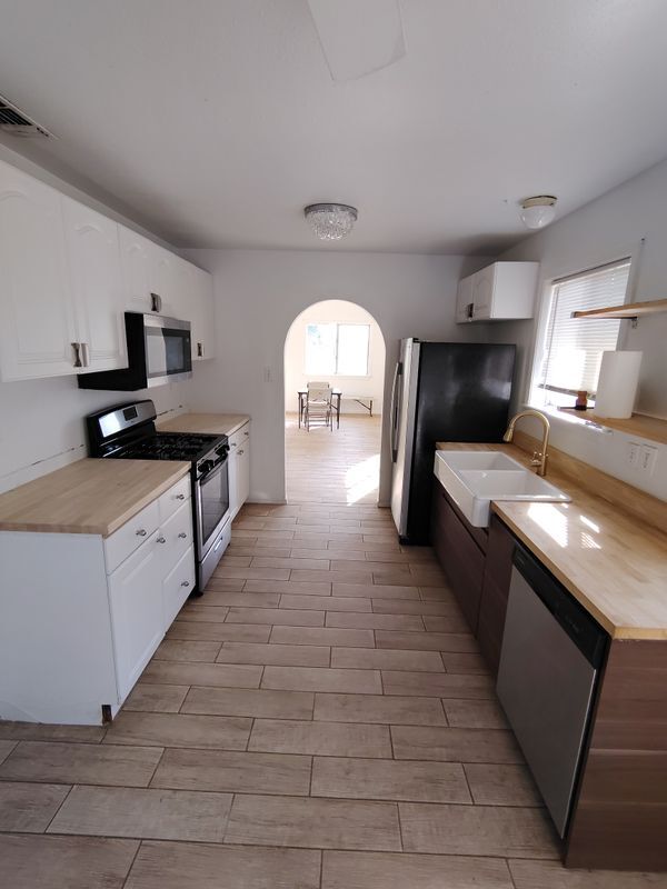 Foto del edificio - 901 N Terry St