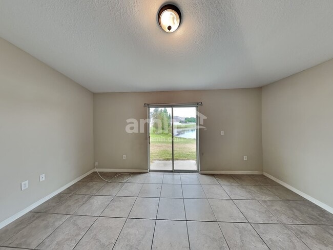 Foto del edificio - 10504 Fuzzy Cattail St