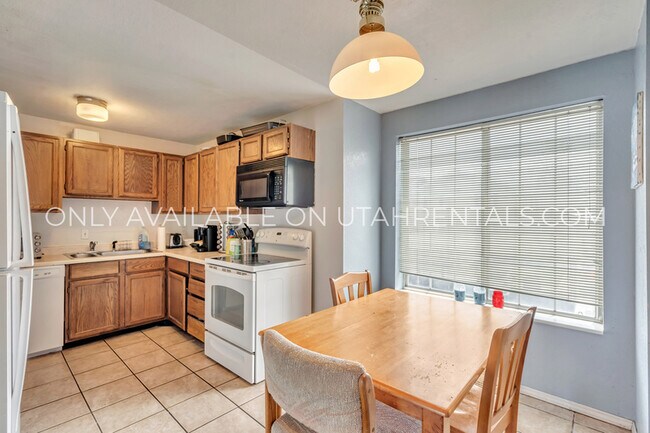 Foto del edificio - 728 W 1720 N