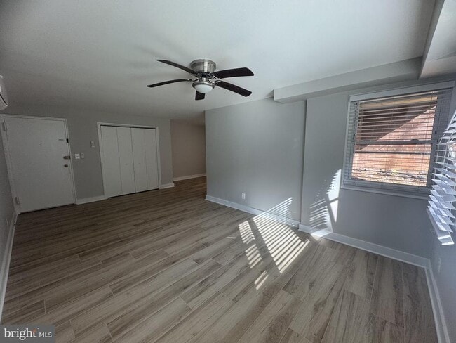 Building Photo - 500 S Courthouse Rd