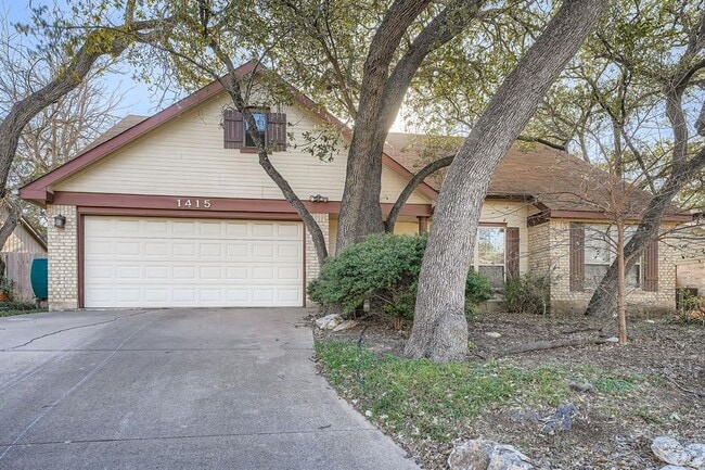 Building Photo - 1415 Lance Way