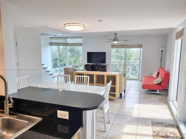 Foto del edificio - 7600 Collins Ave