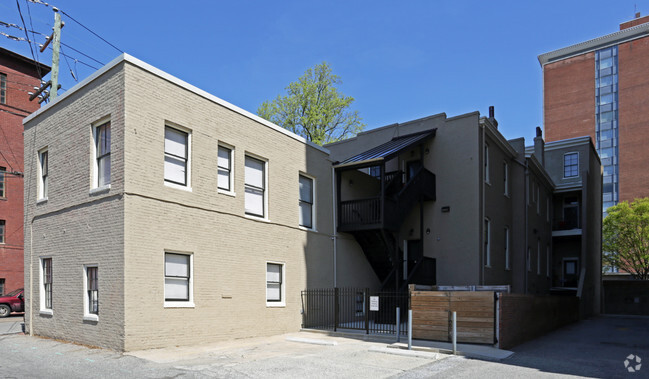 Building Photo - Franklin & Monroe Apartments