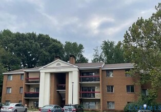 Building Photo - 4003 Governors Square Building Photo - 4003 Governors Square