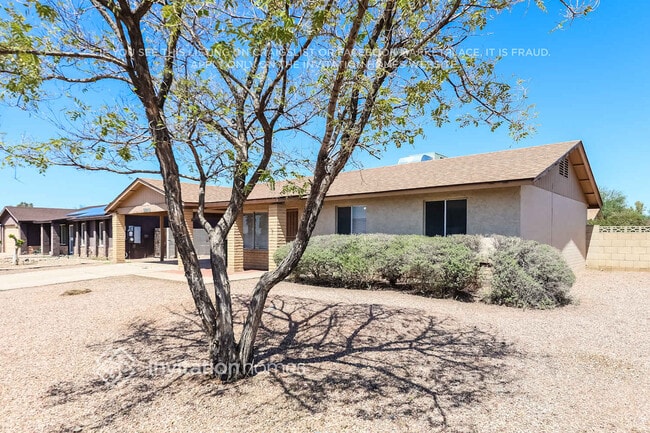 Building Photo - 2220 W Oraibi Dr