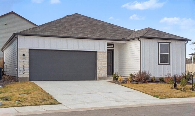 Foto del edificio - 17502 El Hidalgo Dr