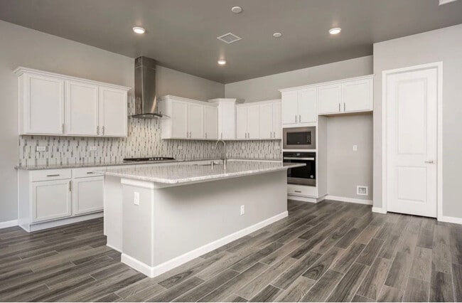 Foto del edificio - 4117 Desert Falls Rd.