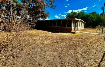 Building Photo - 1120 N Justice Dr