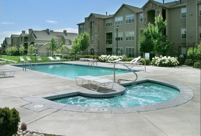 Building Photo - Comfort & Convenience at Fossil Creek | Bright 2-Bedroom Condo