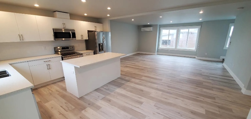 Foto principal - 5728 Sterling Ave