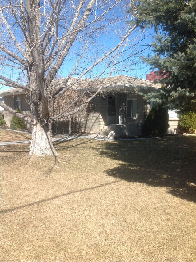 2353 Elizabeth Blvd Unit Newly remodeled basement apartment, Twin Falls