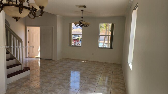 Foto del edificio - 6202 SW 157th Pl