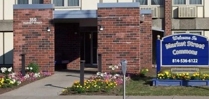 Building Photo - 350 Market St