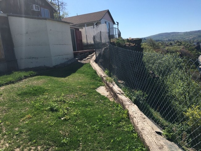 Foto del edificio - 3 Bedroom 1 Bath Home | The Dalles, OR