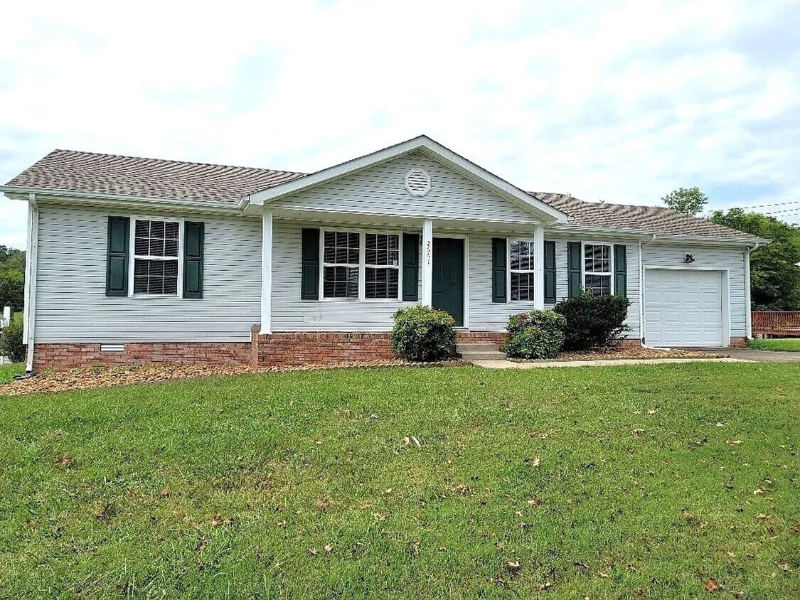Foto principal - 3 Bedroom 2 Bathroom home!!