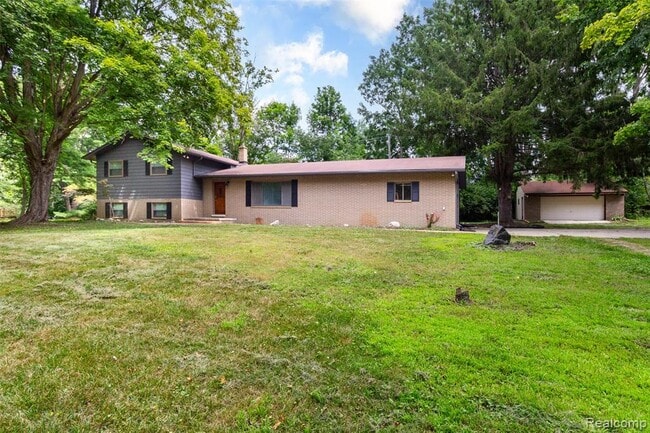 Building Photo - 7580 Thornwood St