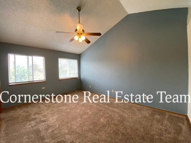 Building Photo - 5312 Luster Dr