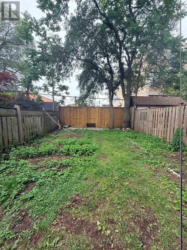 Building Photo - 132 Hazelwood Ave