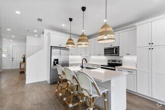 Building Photo - 525 Spoonbill Ter
