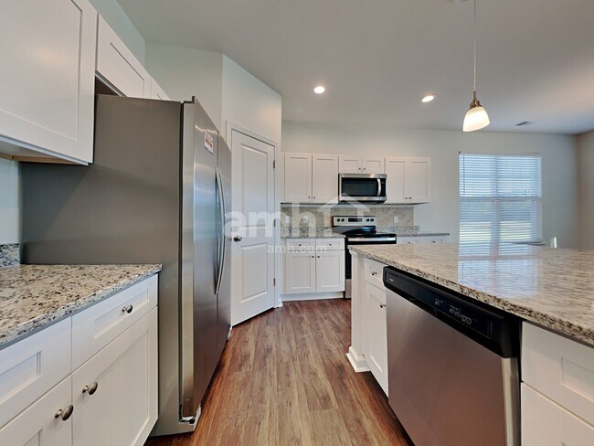 Building Photo - 103 Westover Dr