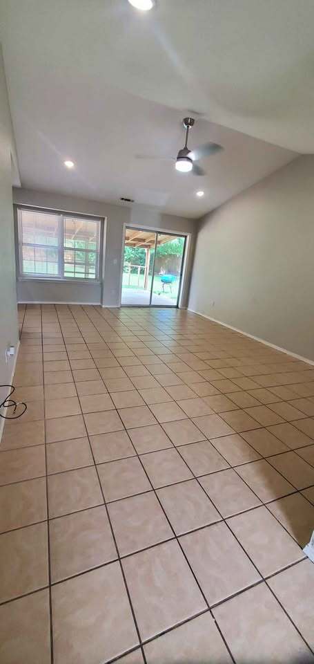 Foto del edificio - 1104 Arrowwood Ln