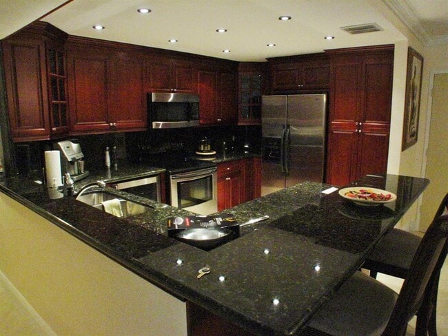 Foto del edificio - 405 N Ocean Blvd