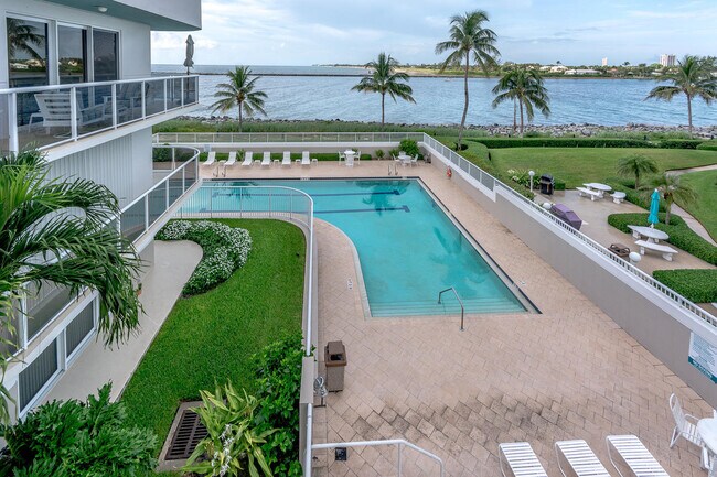 Foto del edificio - 120 Inlet Way
