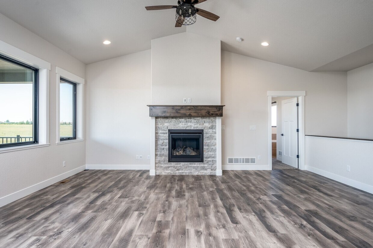 Primary Photo - Luxury 3BR, 2BA Retreat on 4.4 acres in Ru...