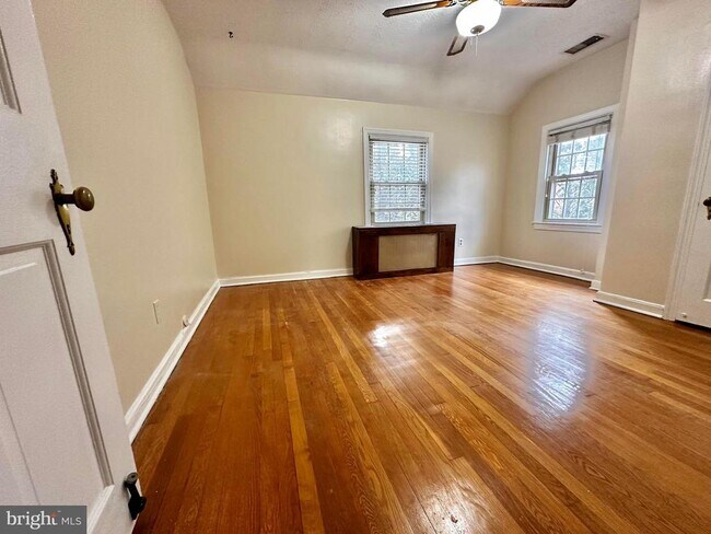 Foto del edificio - 2701 13th St S