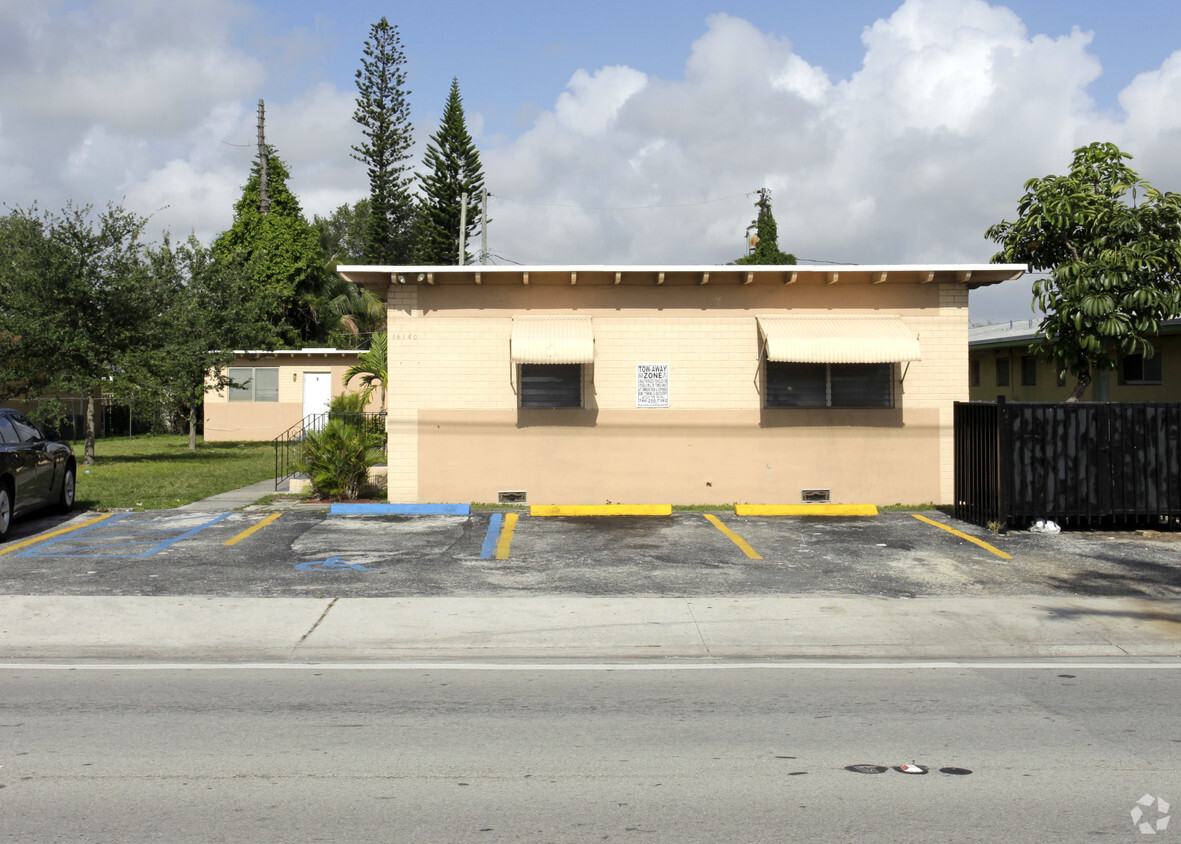 Building Photo - 14160 NE 6th Ave