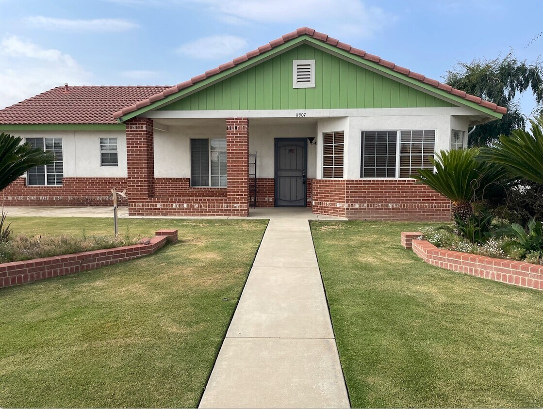11907 Hageman Rd, Bakersfield, CA 93312 House Rental in Bakersfield, CA