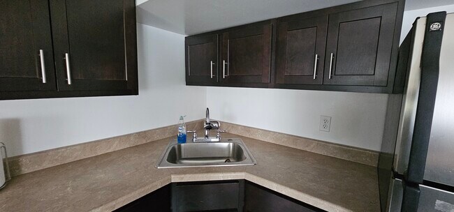 Foto del edificio - 3520 N Narragansett Ave