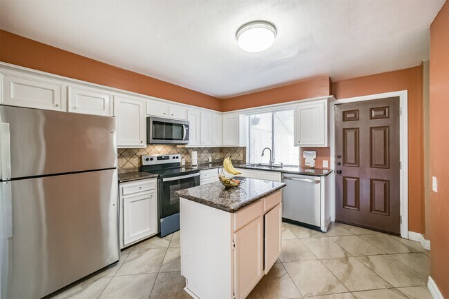 Foto del edificio - 4708 N Cashel Cir