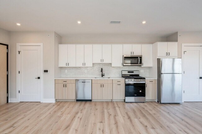 Foto del edificio - 201-205 Randolph Ave